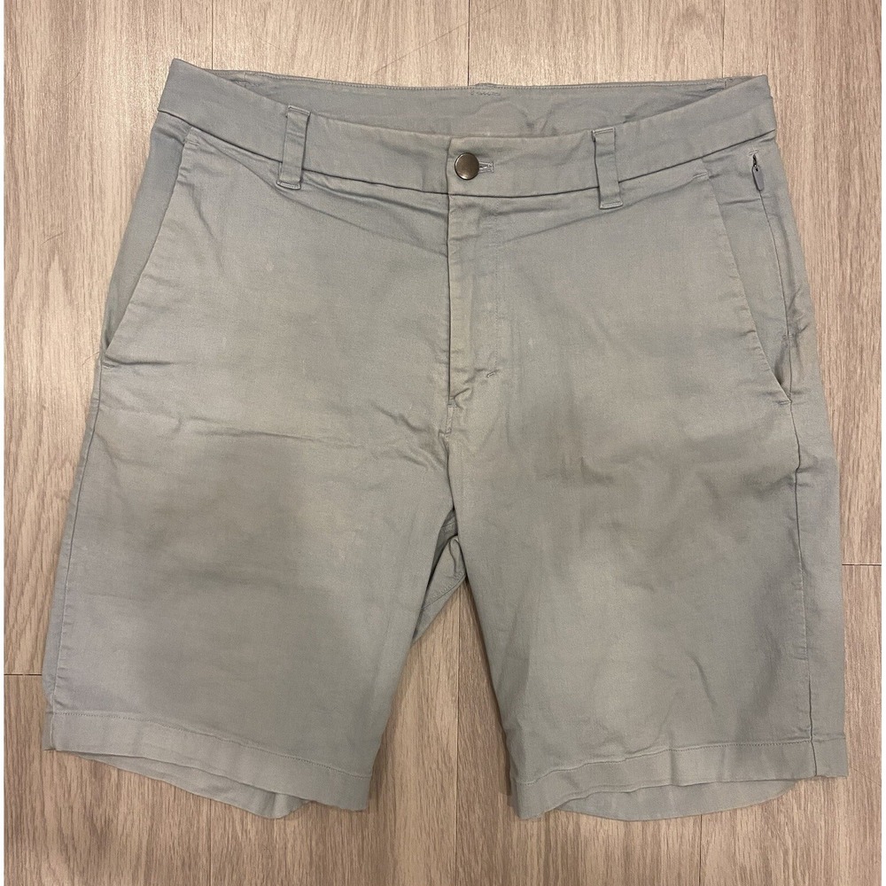 Lululemon Shorts Mens 32 Golf Gray Flat Front Snap Pockets Cargo 9" Inseam